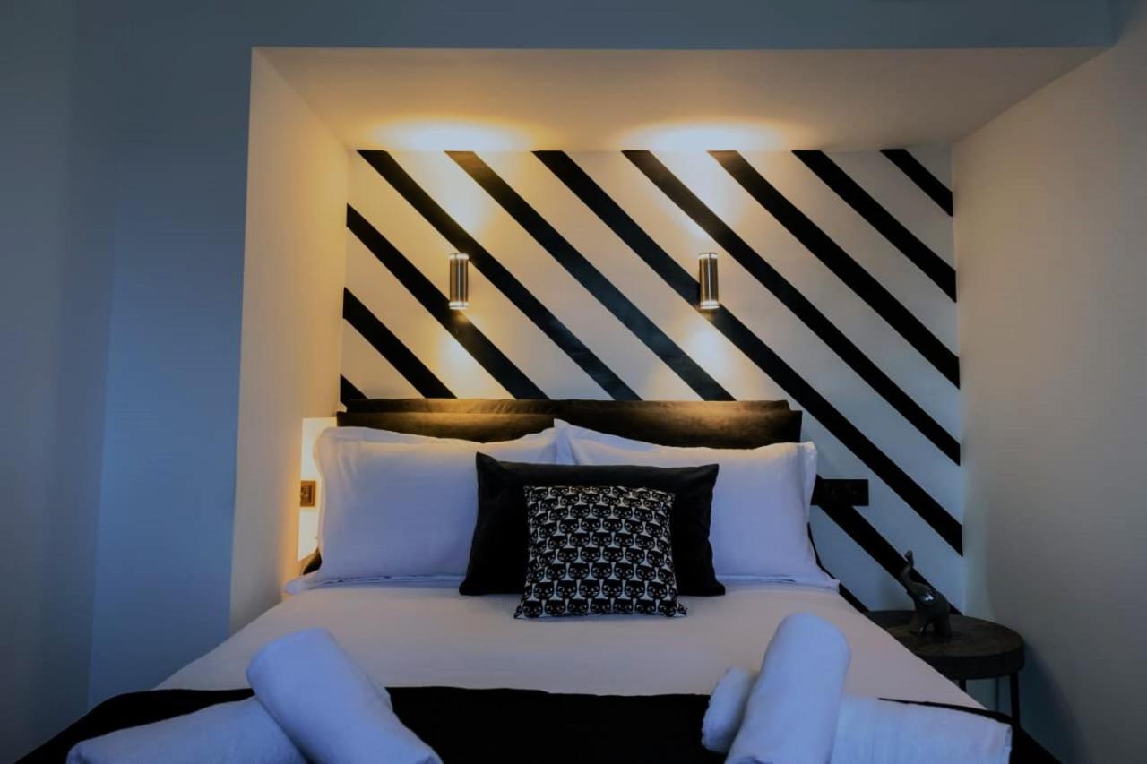 Ferienwohnung Essel Noir - A Hidden Gem With A Magnificent Acropolis View Athen Exterior foto
